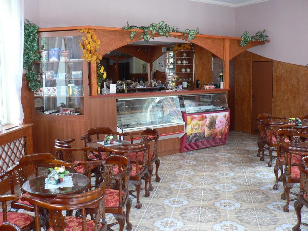 Lazensky Lecebny Dum Praha Hotell Luhačovice Exteriör bild