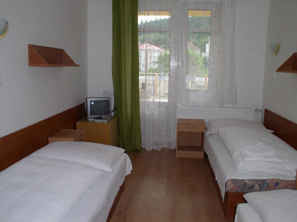 Lazensky Lecebny Dum Praha Hotell Luhačovice Exteriör bild
